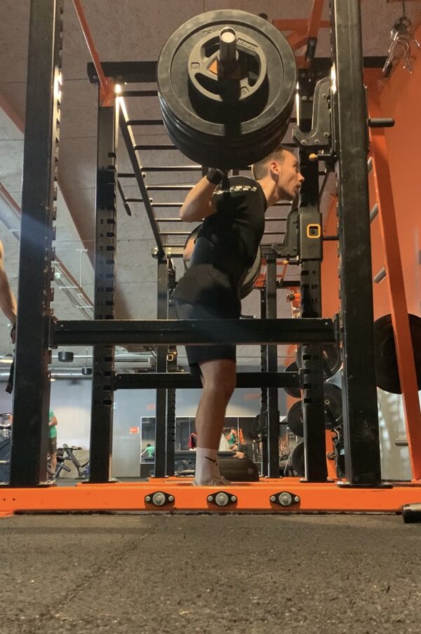 High Bar Squat et Low Bar Squat le quel choisir ? Max Powerlifting